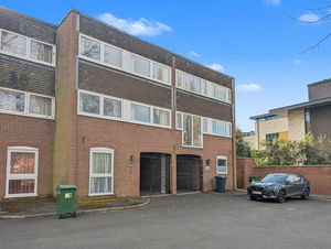 Photo 21- click for photo gallery